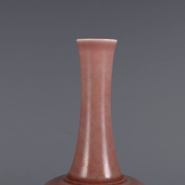 Qing Kangxi Year Cowpea Red Glaze Rattle Vase - Image 7