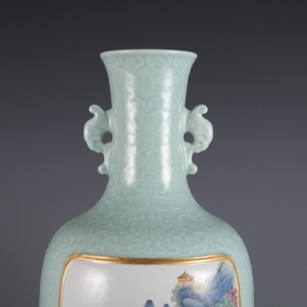 Qing Dynasty Qianlong period bean green glaze and pink enamel window landscape pavilion double - Image 3