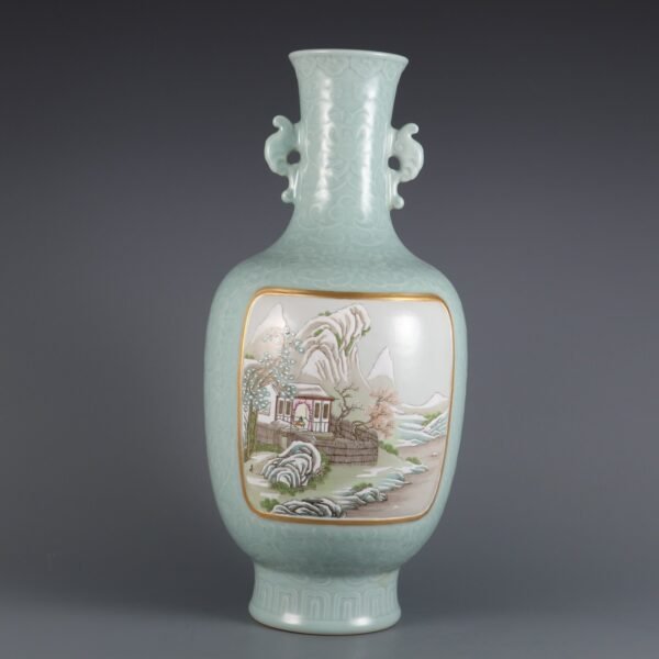 Qing Dynasty Qianlong period bean green glaze and pink enamel window landscape pavilion double - Image 2