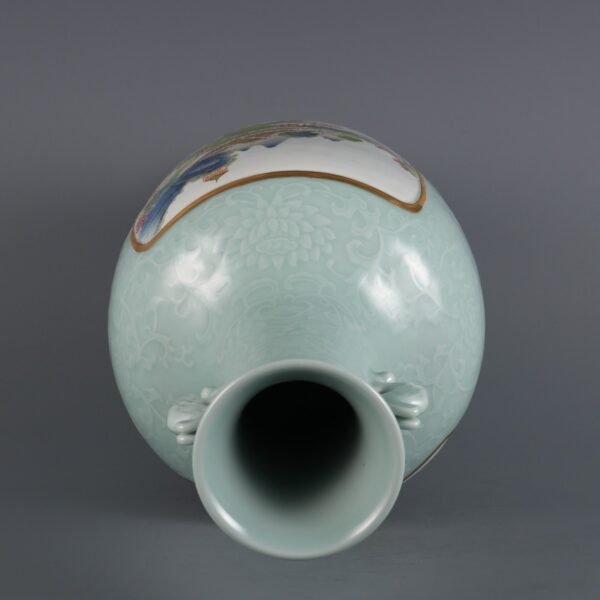 Qing Dynasty Qianlong period bean green glaze and pink enamel window landscape pavilion double - Image 8