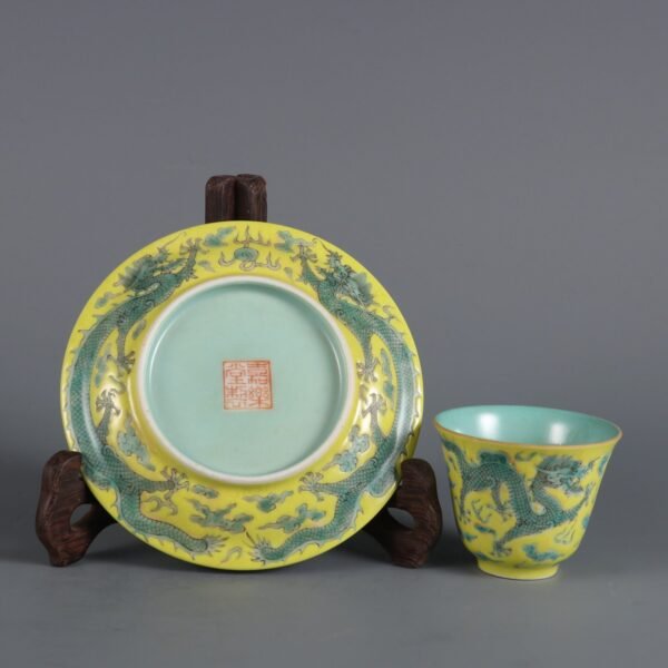 Qing Dynasty Qianlong Period Yellow Ground Green Color Double Dragon Holding Longevity Cup - Image 2