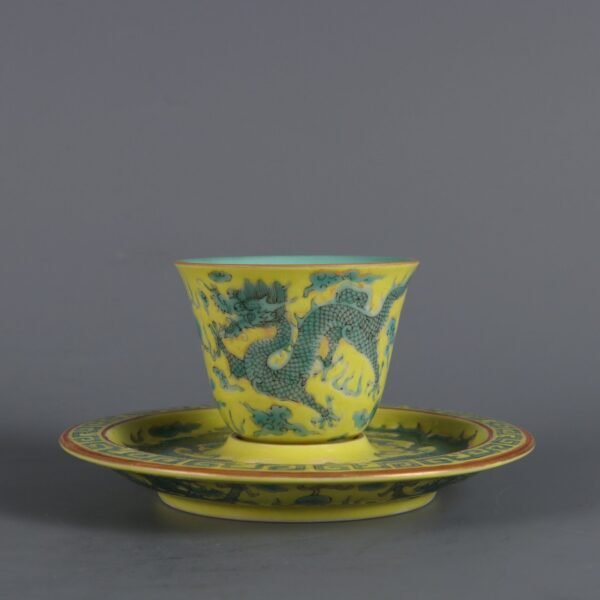 Qing Dynasty Qianlong Period Yellow Ground Green Color Double Dragon Holding Longevity Cup - Image 4