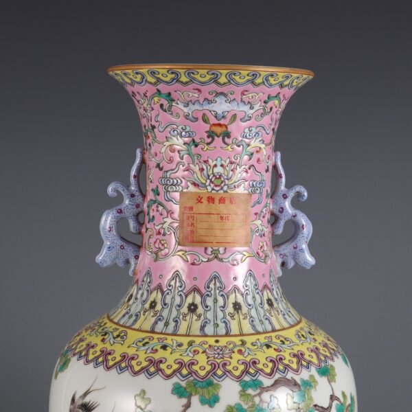 Qing Dynasty Qianlong period pink enamel five ethics double handle appreciation vase - Image 4