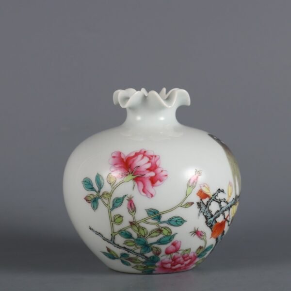 Qing Dynasty Yongzheng Period Famille Rose Flower and Bird Pattern Pomegranate Vase - Image 2
