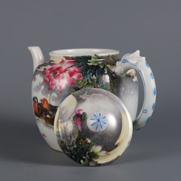 Qing Dynasty Qianlong period powder enamel mandarin duck poem teapot - Image 5