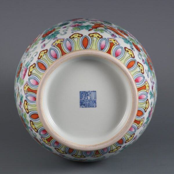 double-glazed dragon-ear vase made in the Qianlong period of the Qing Dynasty - Image 9