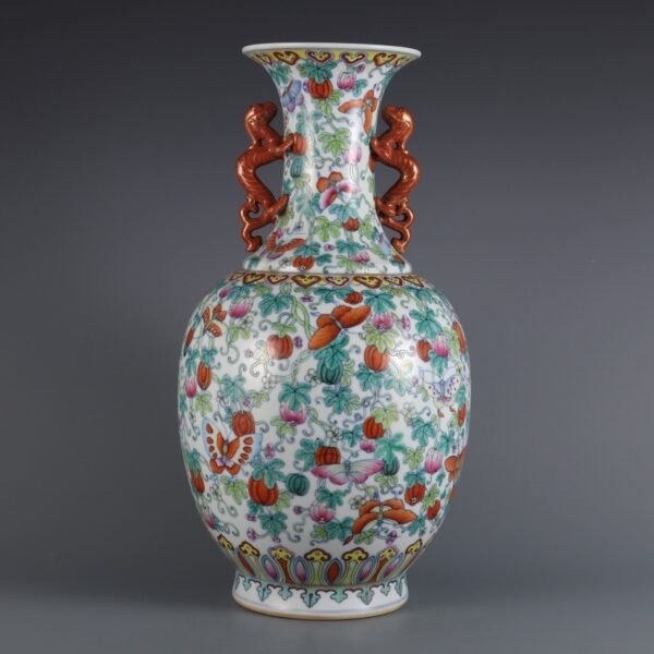 double-glazed dragon-ear vase made in the Qianlong period of the Qing Dynasty