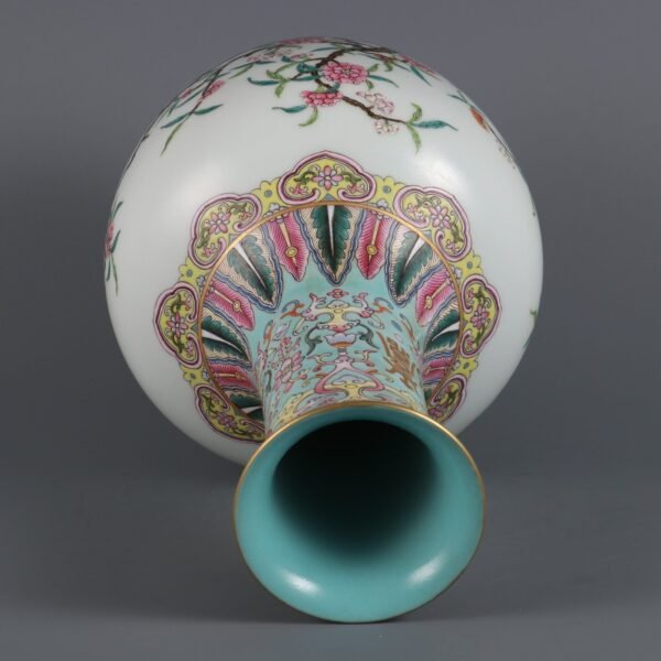 Qing Dynasty Qianlong period pink peach blossom pattern appreciation vase - Image 3