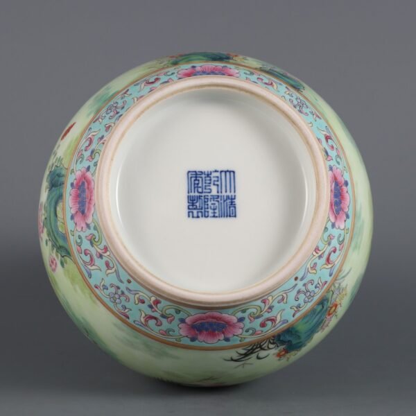 Qing Dynasty Qianlong period pastel family happy picture double dragon ears blessing same vase - Image 8