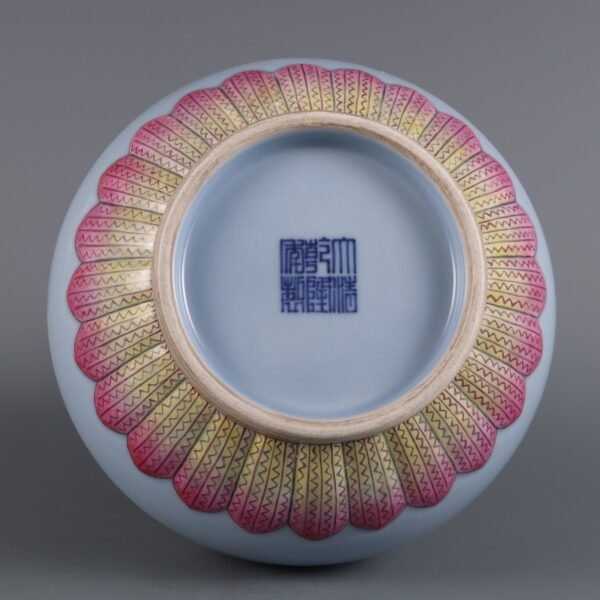 Qing Dynasty Qianlong period sky blue glaze with pink enamel eight treasures pattern - Image 9