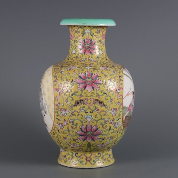 pomegranate vase with Three Kingdoms stories, made in the Qianlong period of the Qing Dynasty - Image 4