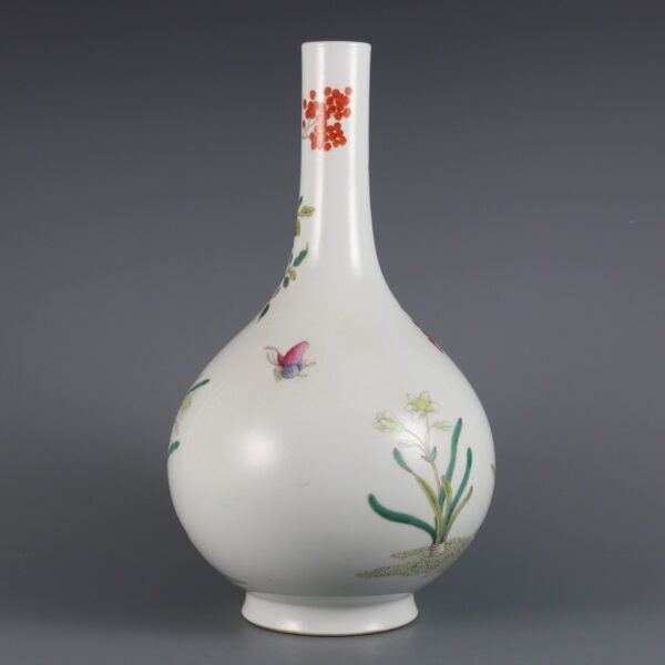 Qing Dynasty Qianlong period pink enamel Zhilan jade tree pattern gallbladder vase - Image 3
