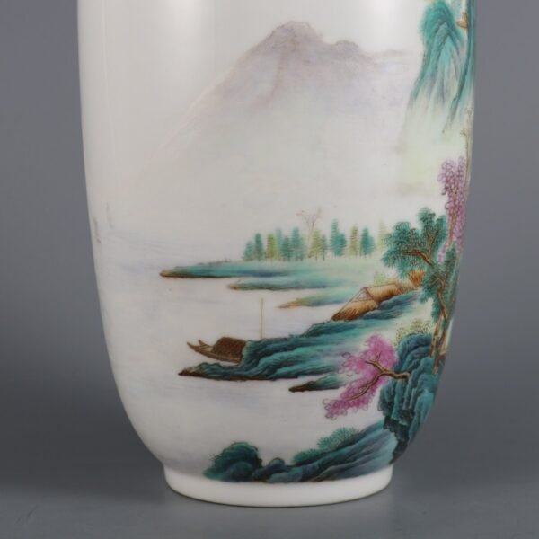 Qing Dynasty Qianlong period pink enamel landscape figure Guanyin bottle - Image 3