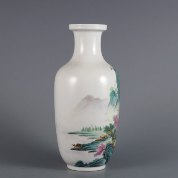 Qing Dynasty Qianlong period pink enamel landscape figure Guanyin bottle - Image 5