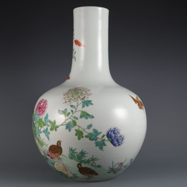 Qing Dynasty Qianlong Period (Folk Kiln) Famille Rose Living and Working in Peace and Happiness - Image 2