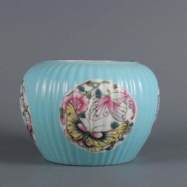 Qing Yongzheng Period Turquoise Green Ground Pastel Butterfly Love Flower Melon Water Wash - Image 2