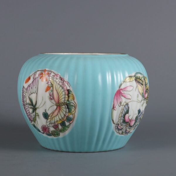 Qing Yongzheng Period Turquoise Green Ground Pastel Butterfly Love Flower Melon Water Wash - Image 3