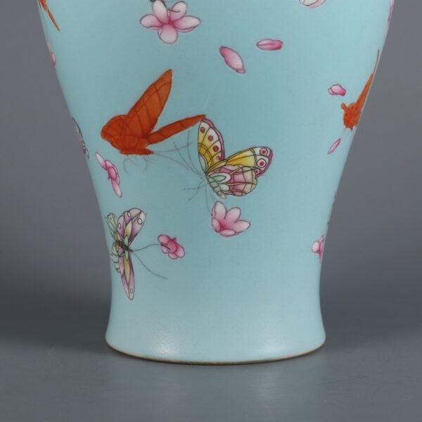 Qing Yongzheng Period Turquoise Green Ground Pink Butterfly Love Flower Plum Vase - Image 6