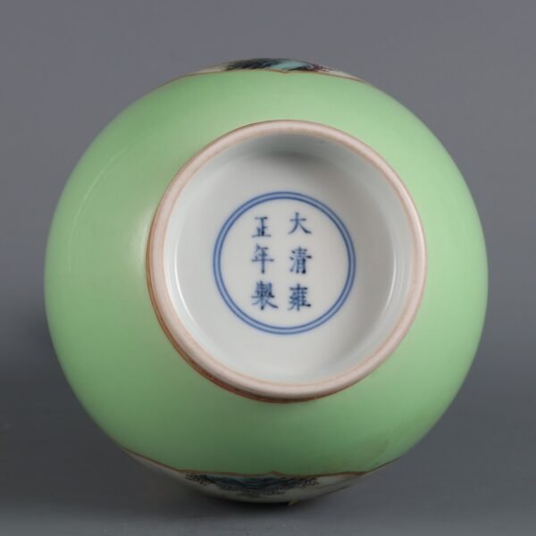 pink enamel, jade vase with baby play pattern, made in the Yongzheng period of the Qing Dynasty - Image 8