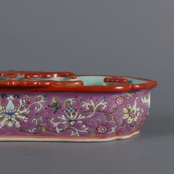 passionflower pattern washbasin made in the Qianlong period of the Qing Dynasty - Image 3