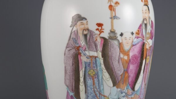 Qing Dynasty Qianlong period pink enamel three stars high shining Guanyin bottle - Image 6