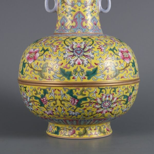passionflower pattern eight-character ear lid cup made in the Qianlong period of the Qing Dynasty - Image 6
