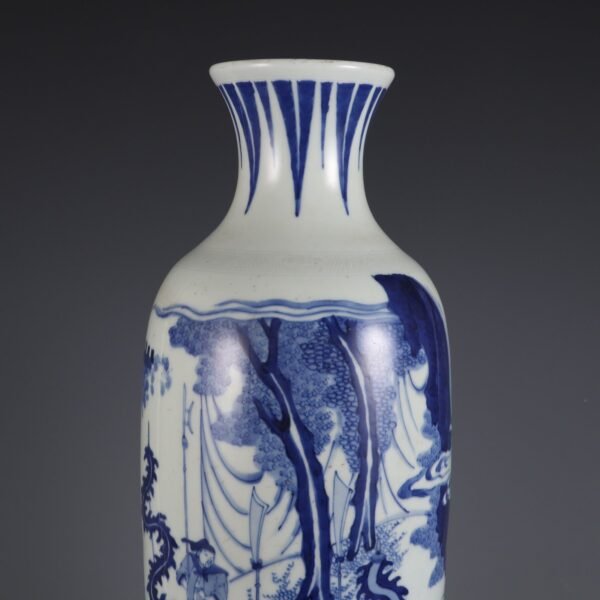 Ming Chongzhen blue and white war general image leg vase - Image 3