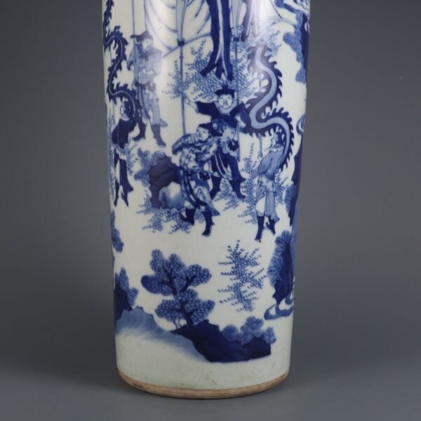 Ming Chongzhen blue and white war general image leg vase - Image 6
