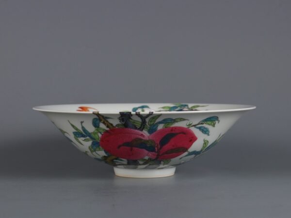 Qing Dynasty Yongzheng Period Famille Rose Wall-mounted Eight-Peach Pattern Hat Bowl