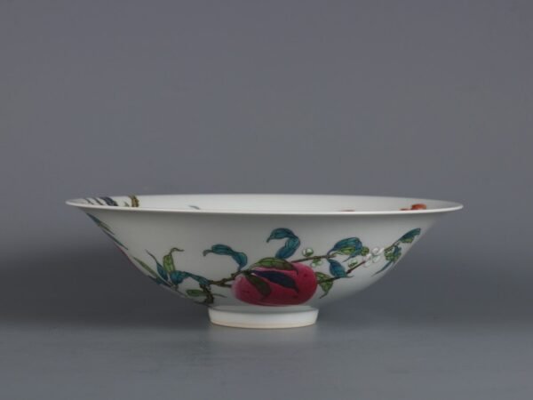 Qing Dynasty Yongzheng Period Famille Rose Wall-mounted Eight-Peach Pattern Hat Bowl - Image 5