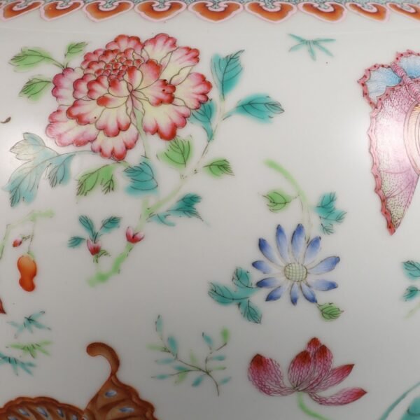 Qing Dynasty Qianlong period pink enamel butterfly pattern general jar - Image 5