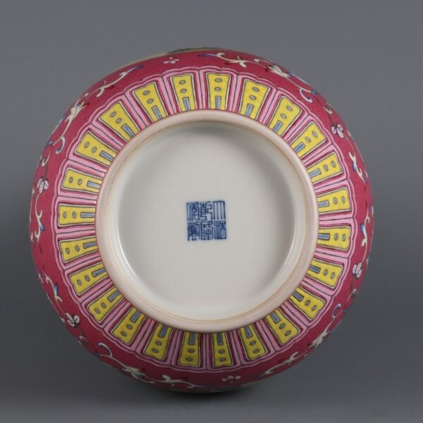 Qing Dynasty Qianlong Period Rouge Red Ground Carved Flower Opening Pastel Baby - Image 9