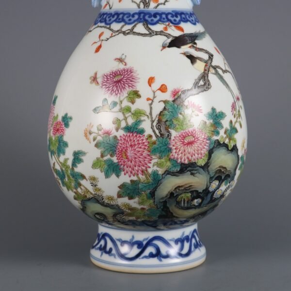 blue and white with pink and white flower and bird pattern Ruyi ear appreciation vase - Image 5