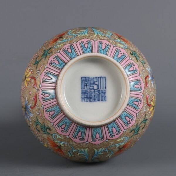 Qing Dynasty Qianlong period foreign color passionflower pattern gold phoenix tail grass garlic - Image 8