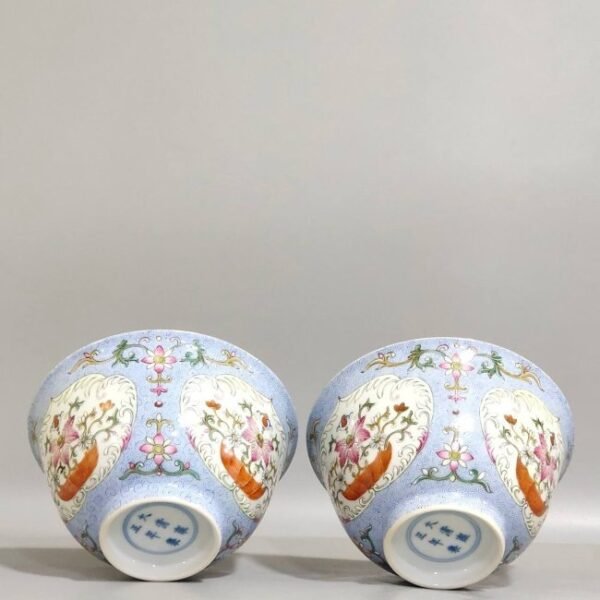 Qing Dynasty Yongzheng Phoenix Grass Window Flower Bowl - Image 3