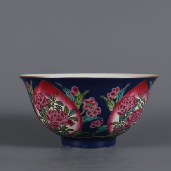 Qing Kangxi Emperor's blue enamel peony and peach pattern bowl - Image 2