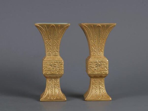 phoenix patterns made in gold during the reign of Emperor Qianlong of the Qing Dynasty - Image 2