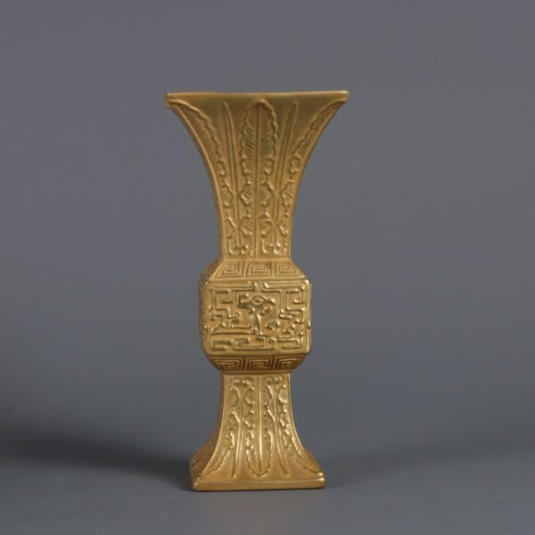 phoenix patterns made in gold during the reign of Emperor Qianlong of the Qing Dynasty - Image 8