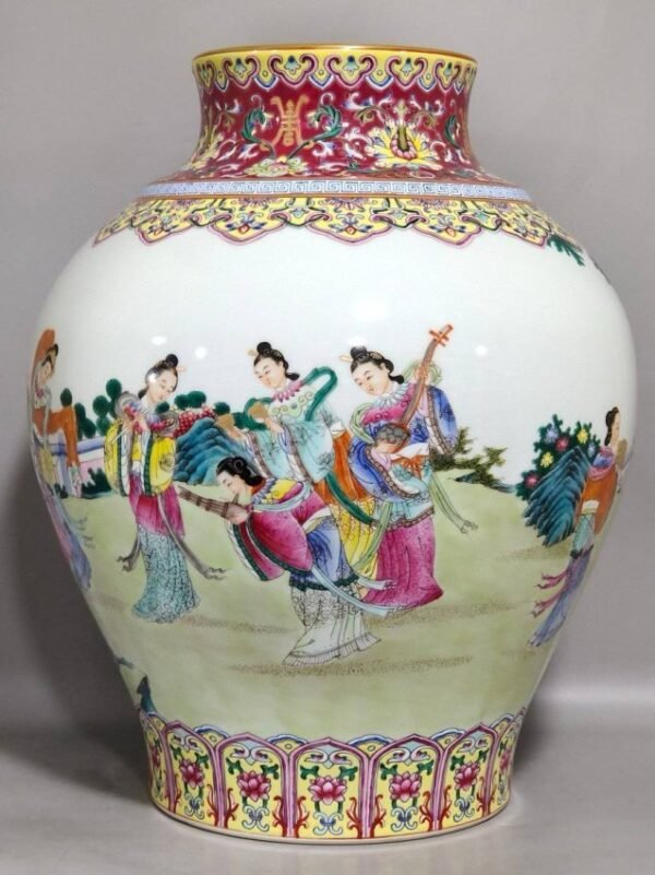 A jar with a red background and figures playing music, Jiaqing period, Qing Dynasty