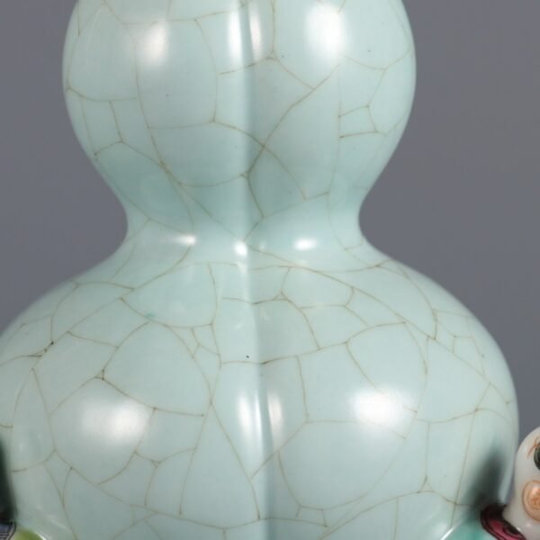Qing Yongzheng Period Brother Glaze Modeling and Colored Boy Bringing Blessings Gourd Bottle - Image 3