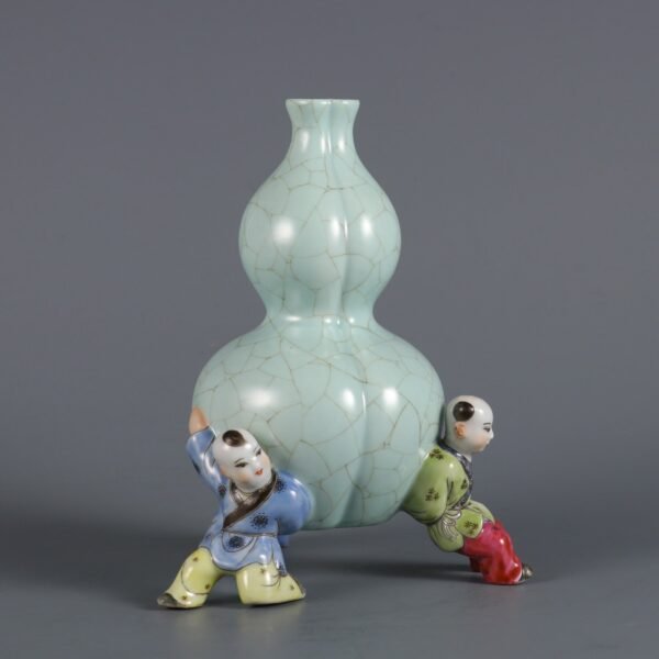 Qing Yongzheng Period Brother Glaze Modeling and Colored Boy Bringing Blessings Gourd Bottle - Image 2