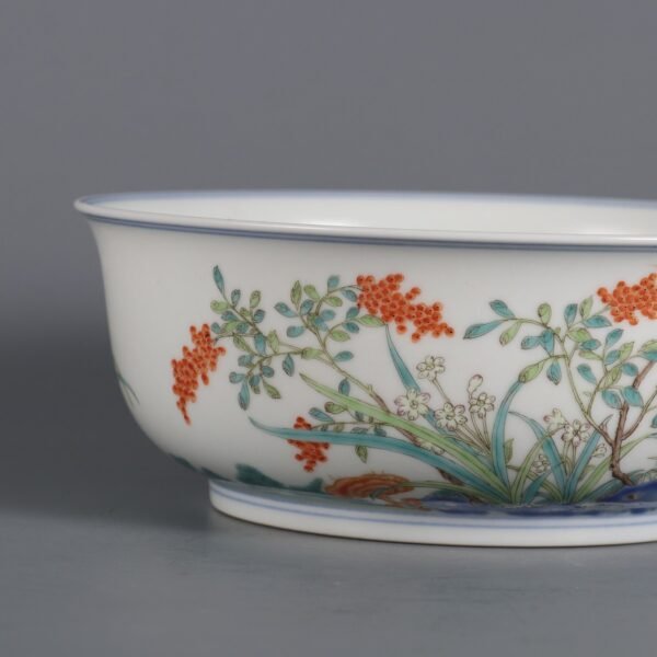 Qing Jiaqing Period (Caihuatang) Pink orchid-patterned bowl - Image 4