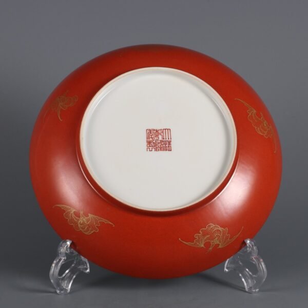 Qing Dynasty Qianlong Period Coral Red Background Gold-painted Cloud Blessing Pattern - Image 2