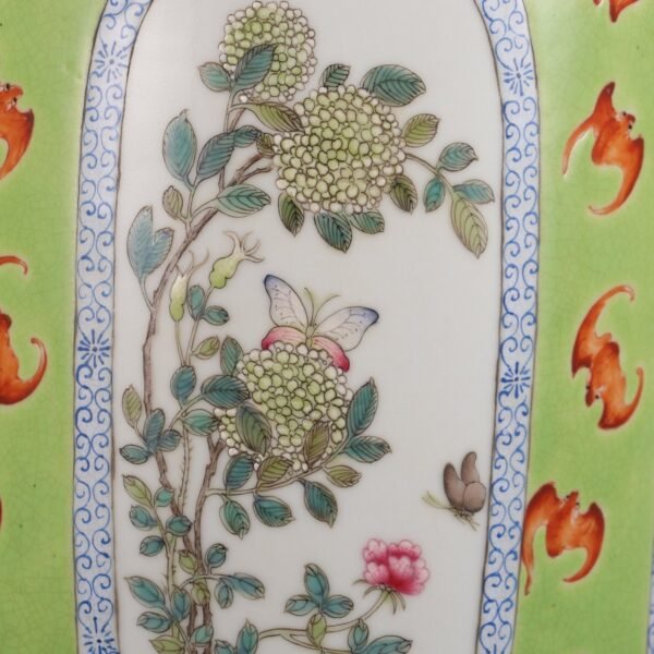 Qing Dynasty Qianlong Period Green Ground Openwork Pastel Four Seasons Flower Vase - Image 4