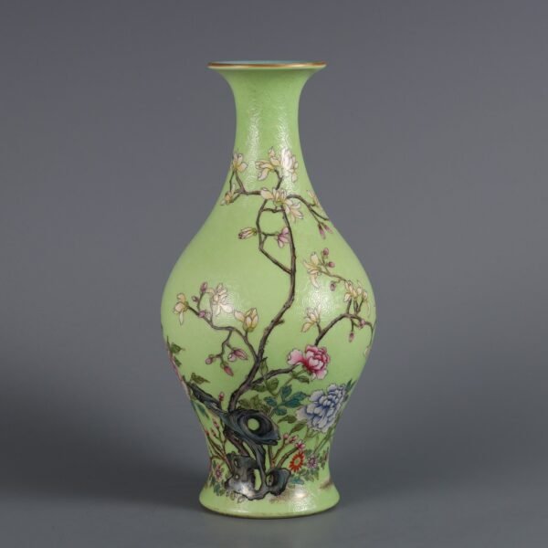 Green ground pastel flower pattern olive vase made in the Qianlong period of the Qing Dynasty