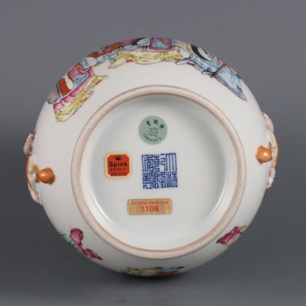 Qing Dynasty Qianlong period pink enamel Fu Lu Shou Ruyi ear vase - Image 9