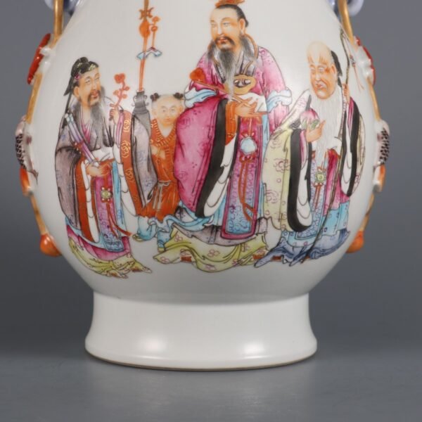 Qing Dynasty Qianlong period pink enamel Fu Lu Shou Ruyi ear vase - Image 7