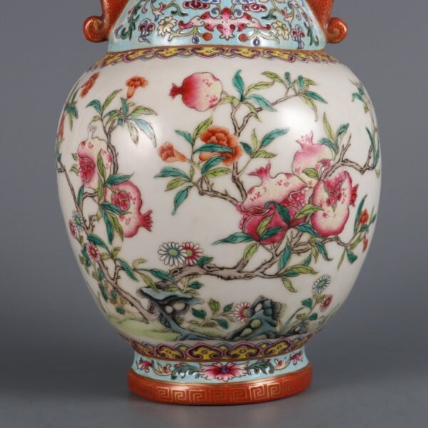 Pomegranate pattern hanging vase made in Qianlong period of Qing Dynasty - Image 5