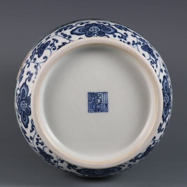Qing Dynasty Qianlong period blue and white with pink enamel landscape figure story tube vase - Image 9