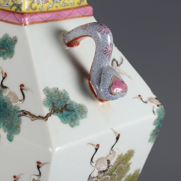 Qing Dynasty Qianlong period pink pine crane longevity Ruyi ears folded shoulder square vase - Image 7